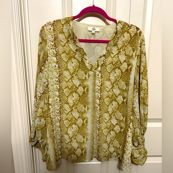 Dressy Blouse - Picture 1 of 3